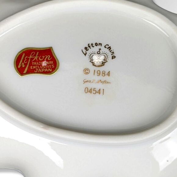 Vintage Lefton Cardinal Christmas Dishes: 6-Piece Porcelain Holiday Set - Picture 5 of 8